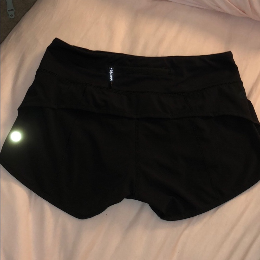 LULULEMON BLACK SHORTS